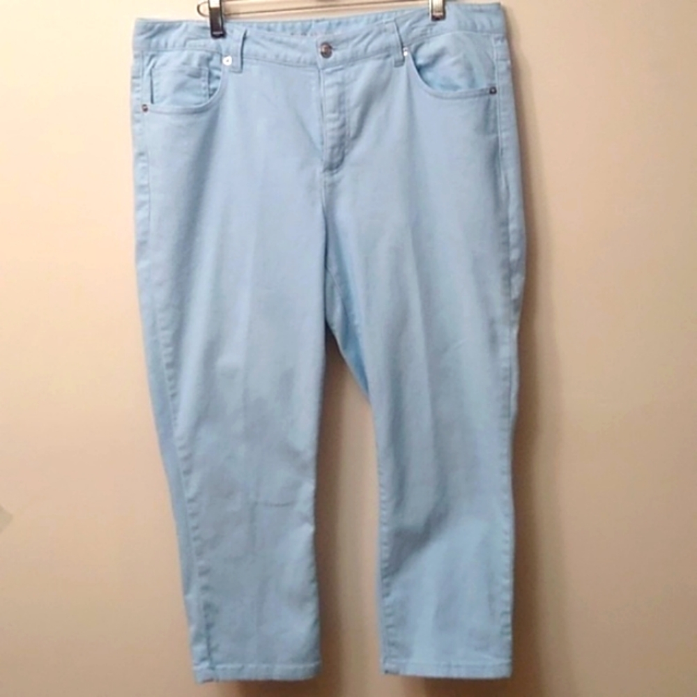 ๐HP๐Michael Kors Izzy Cropped Skinny Jeans, Light Blue, Size 12 - Picture 3 of 10